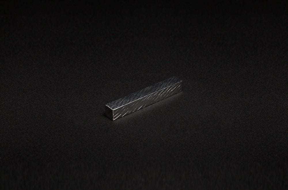 pose-baguette en étain Sugime diagonale