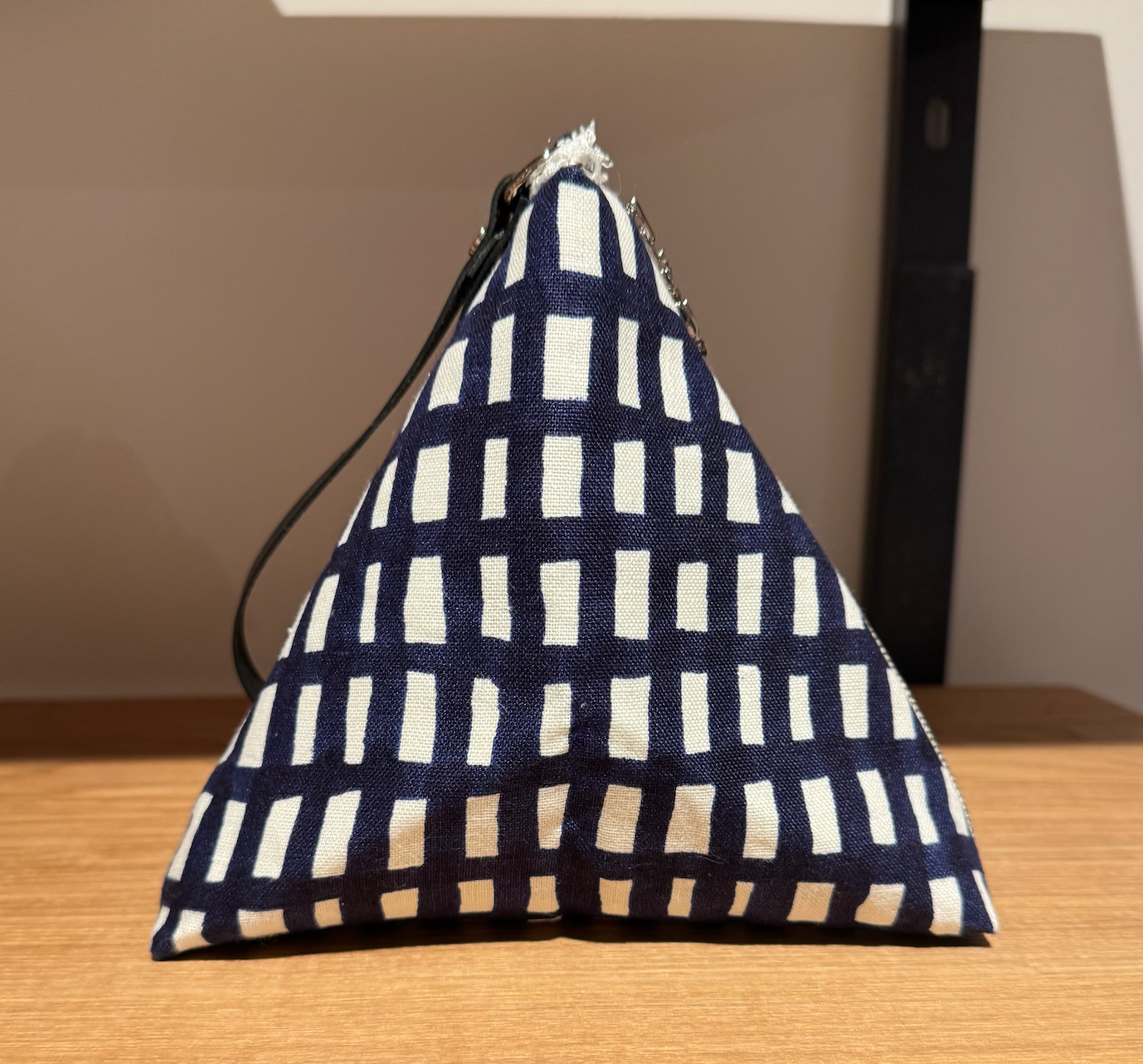 Peko_M_pouch sora check NV