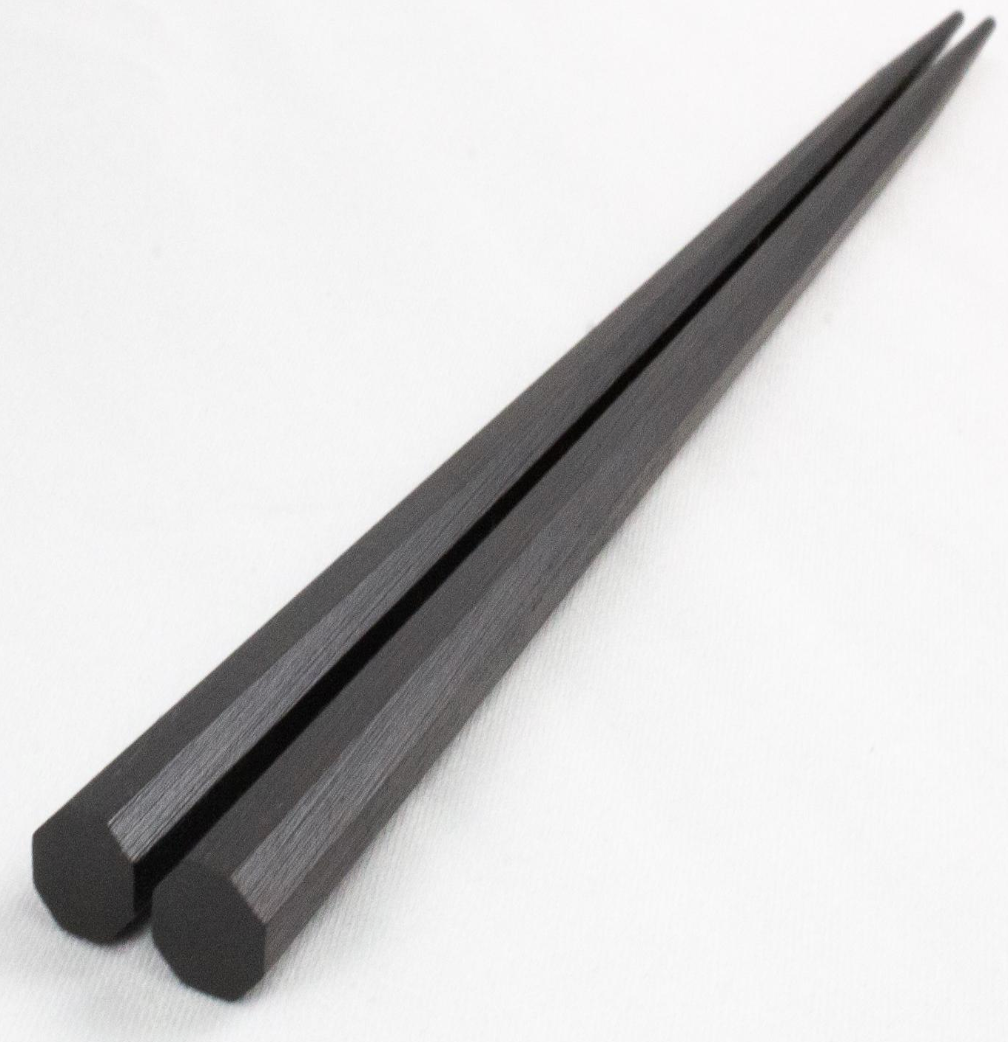 Baguette octogonale en ebene laque 23.5 cm