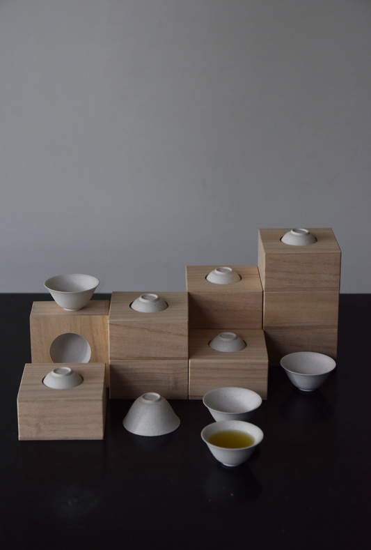 O., Mini Cups