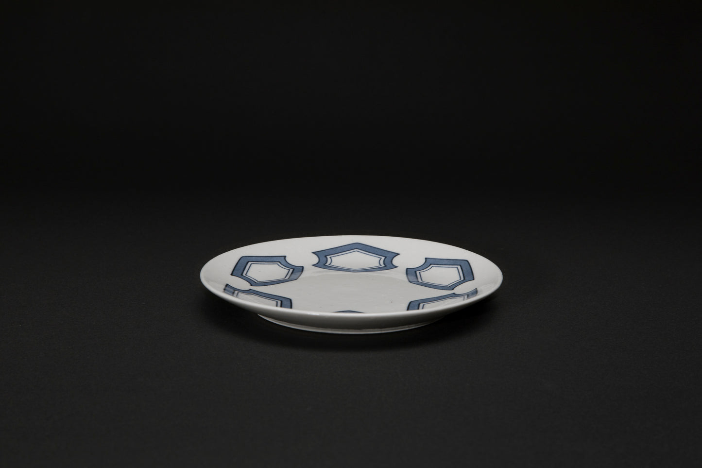Assiette en porcelaine Rokkamon bleu