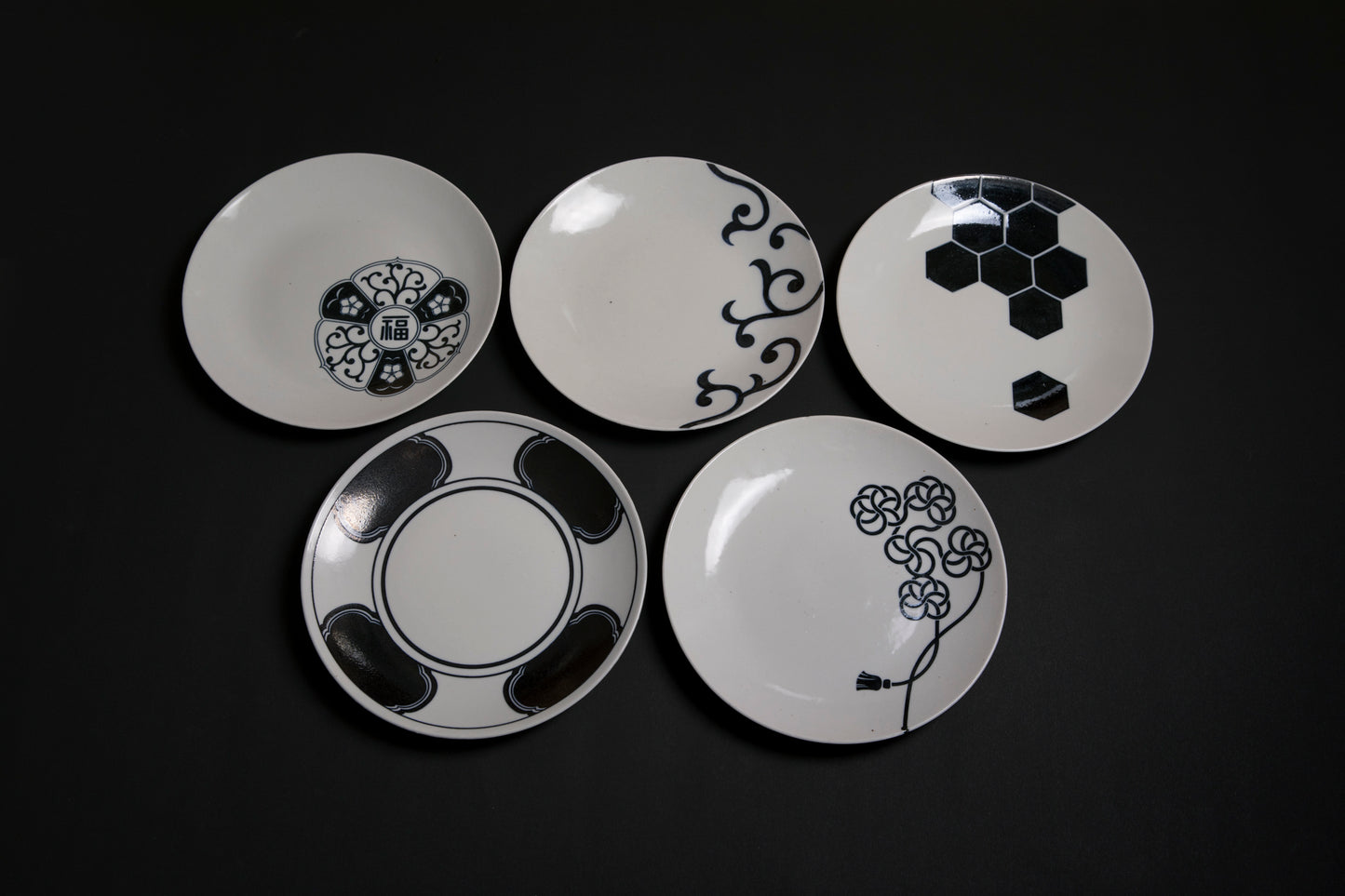 Assiette en porcelaine SOMETSUKE - Ogata PARIS