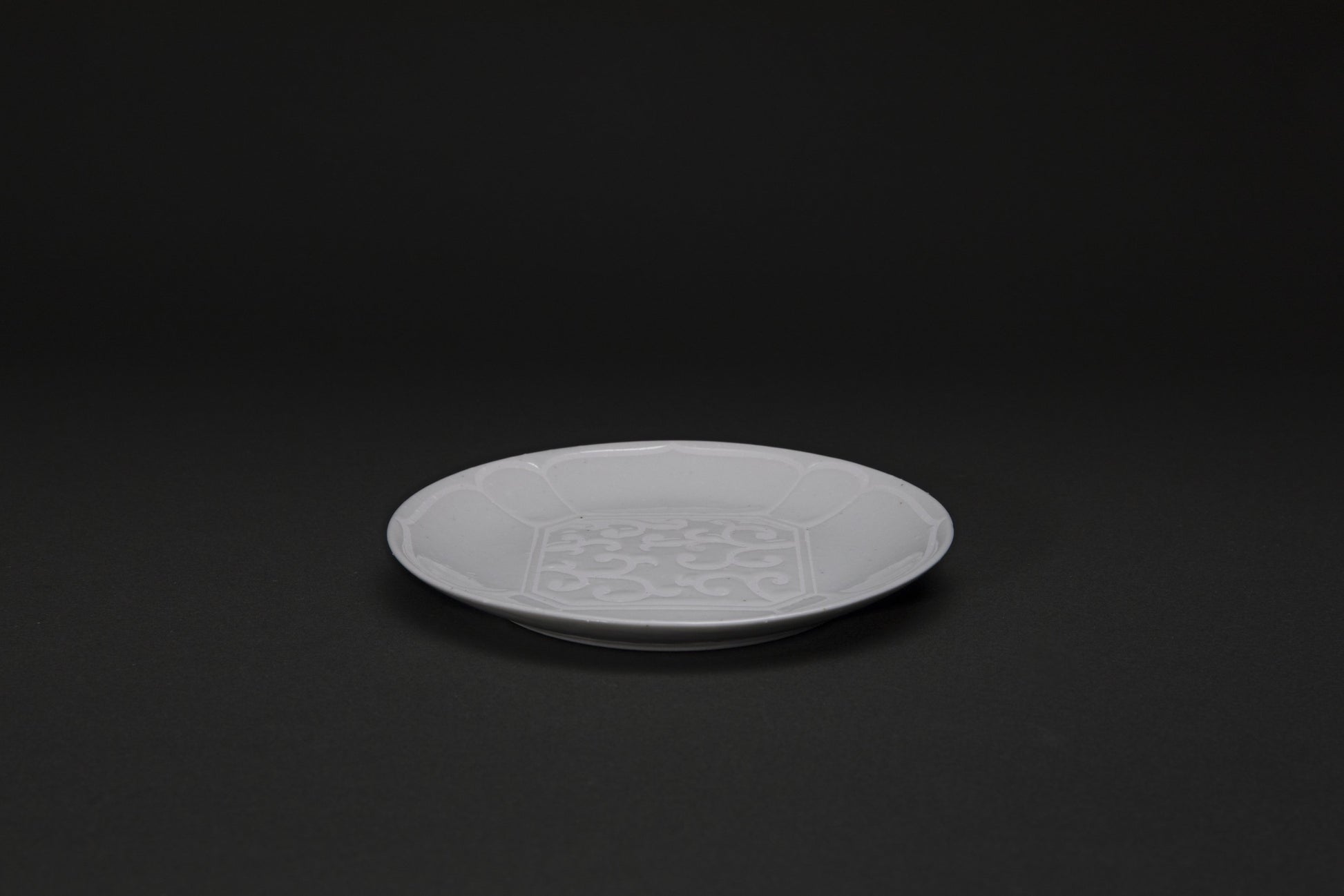 Assiette en porcelaine RINKAMON - Ogata PARIS