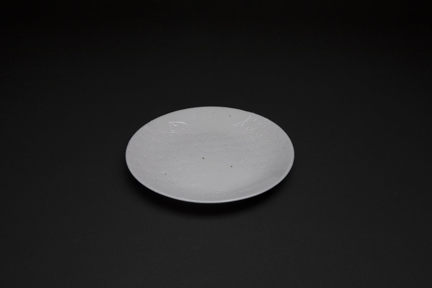 Assiette en porcelaine Asabamon - Ogata PARIS