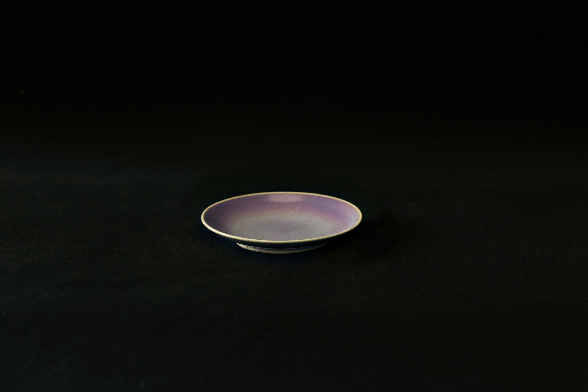 Assiette en poterie SHINSHA - Ogata PARIS