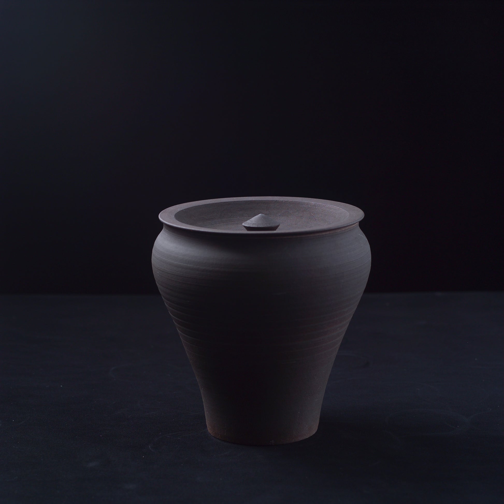 Jarre à eau en terre cuite