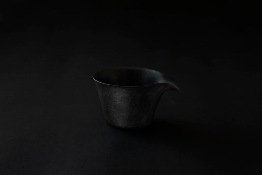 Tasse à café en papier laquée en noir 