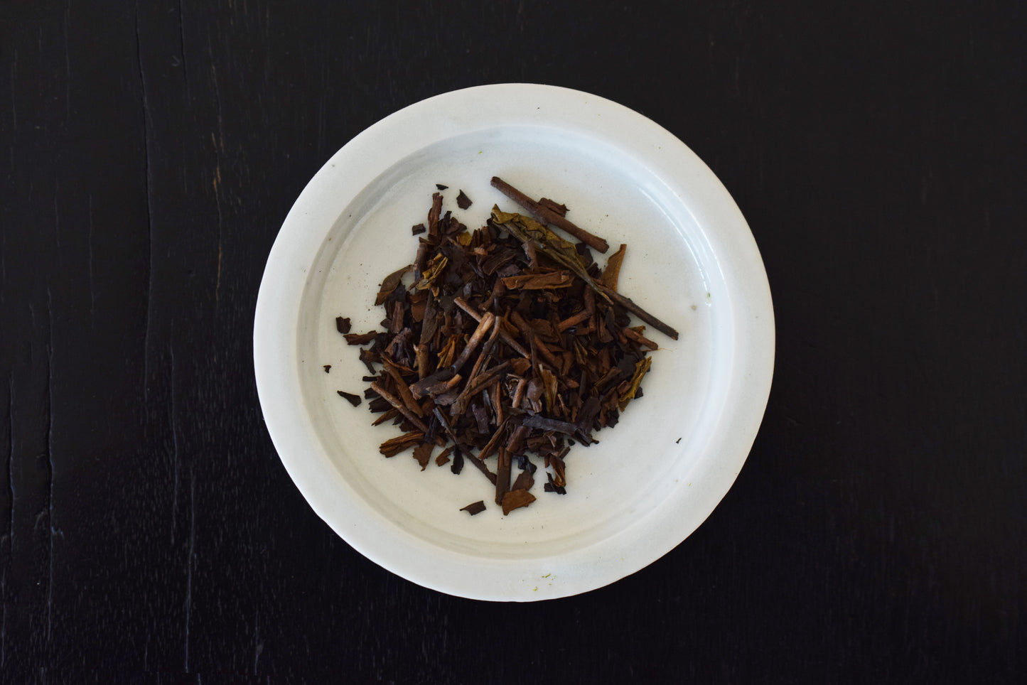 Thé torréfié japonais maturé Sannen Bancha - Mélange - Apellation Shizuoka - OGATA Paris