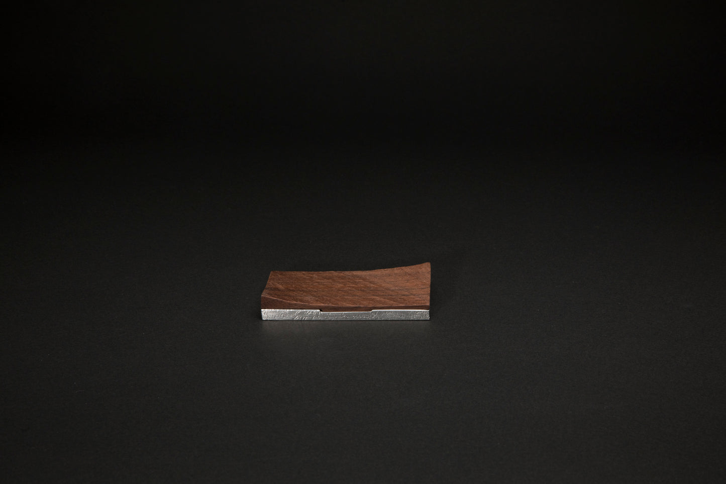 Ètui à cure dents en étain et bois